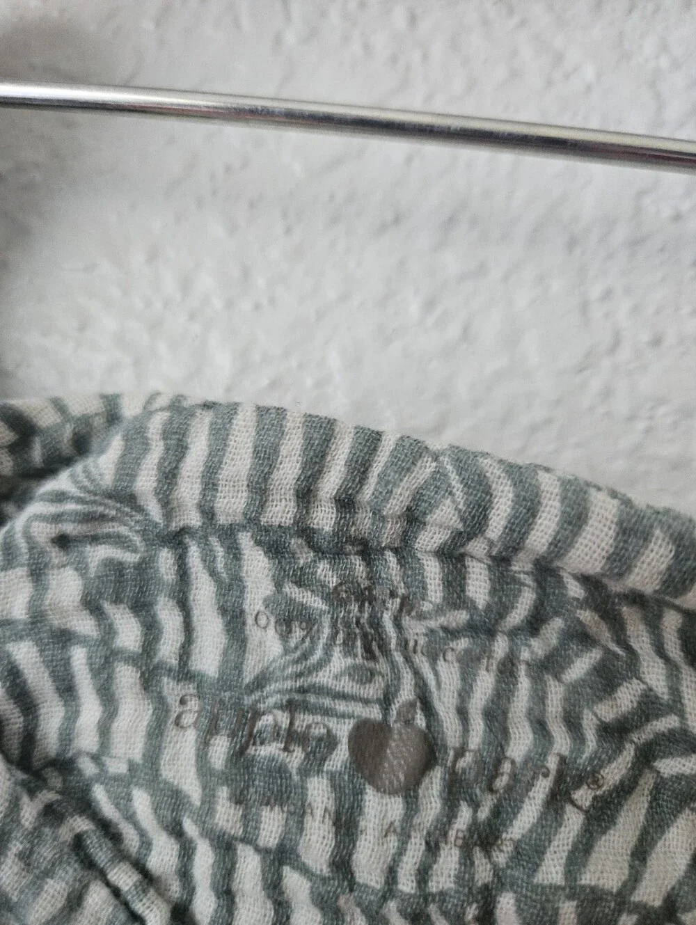 apple park 100% organic cotton zebra snap romper gauze summer 6 - 12 months